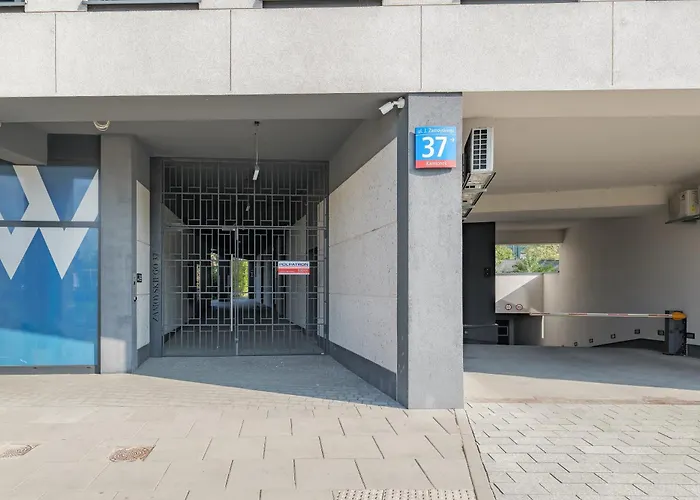 Zamoyskiego 37 By Nyx